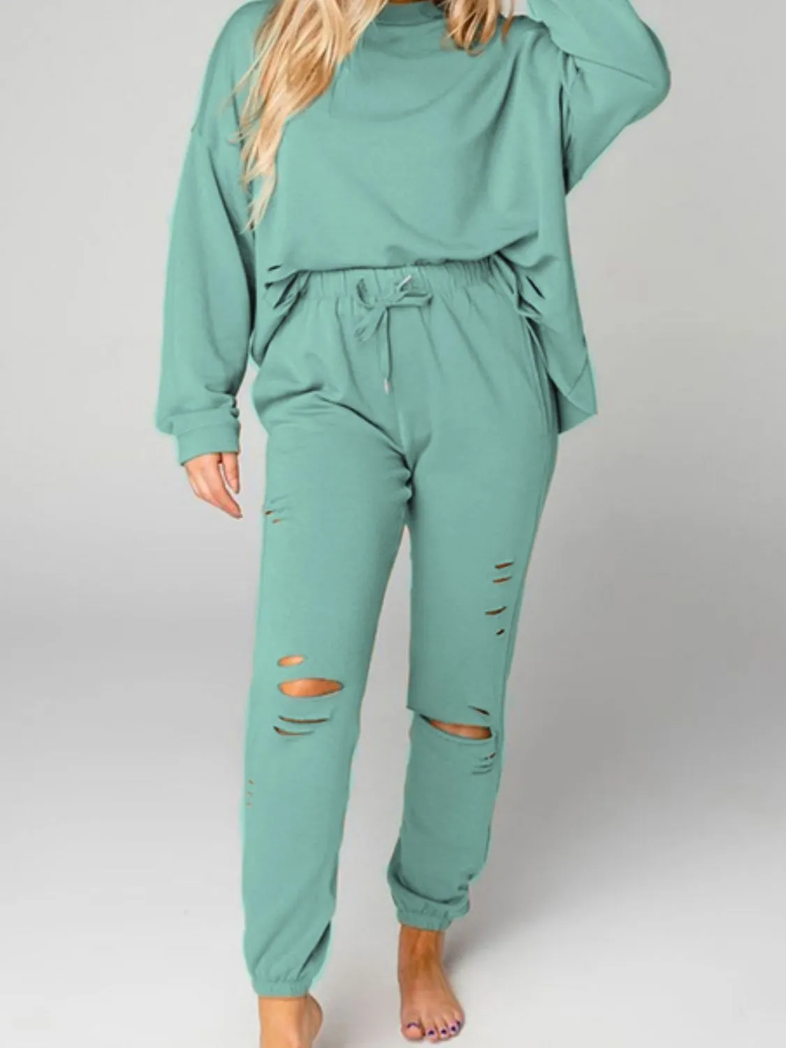 *APP EXCLUSIVE* Distressed Sweatshirt and Joggers Set