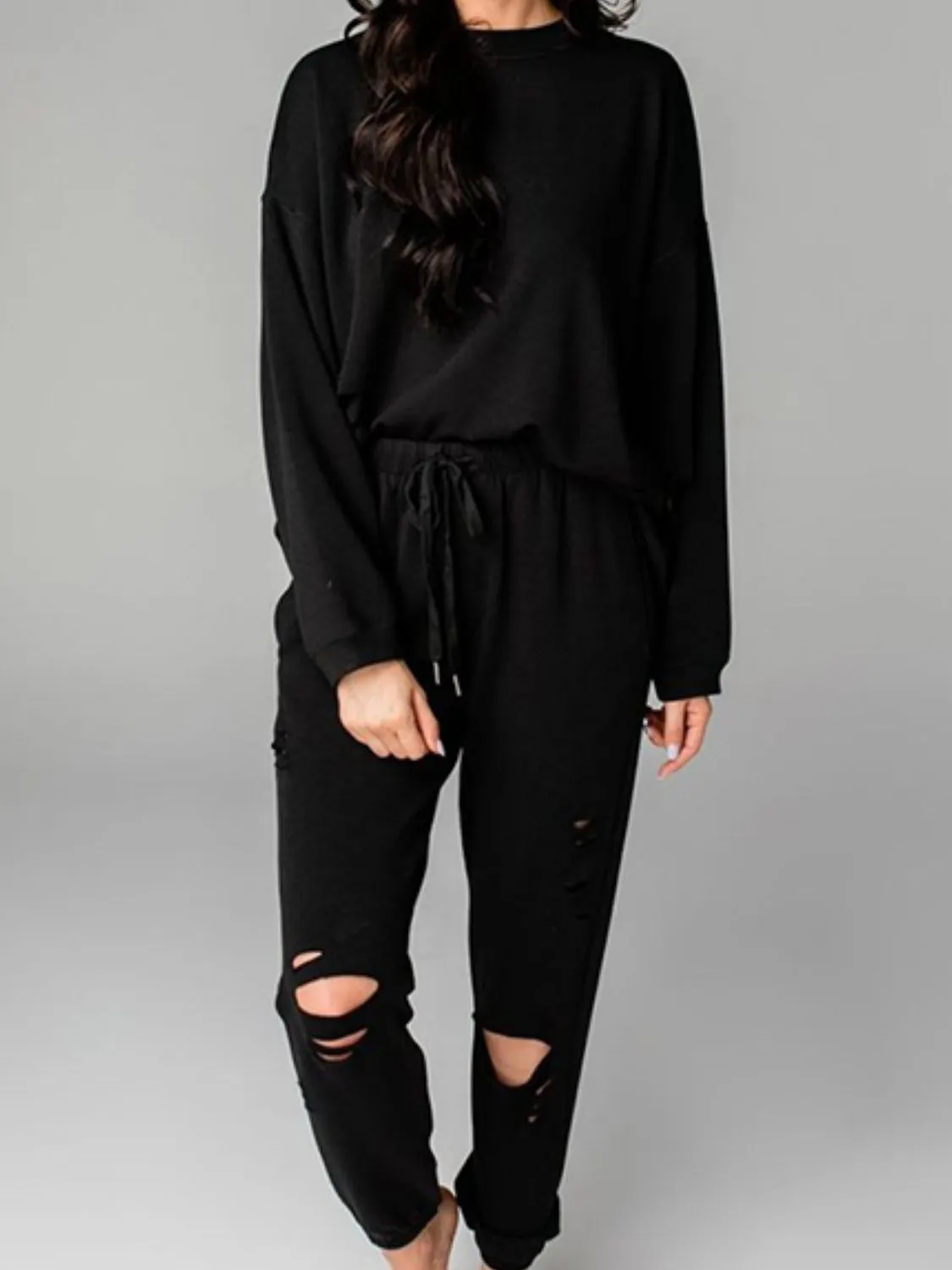 *APP EXCLUSIVE* Distressed Sweatshirt and Joggers Set